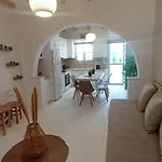 Evdion Naxos Town Apartmán *