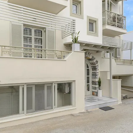 Evdion Naxos Town